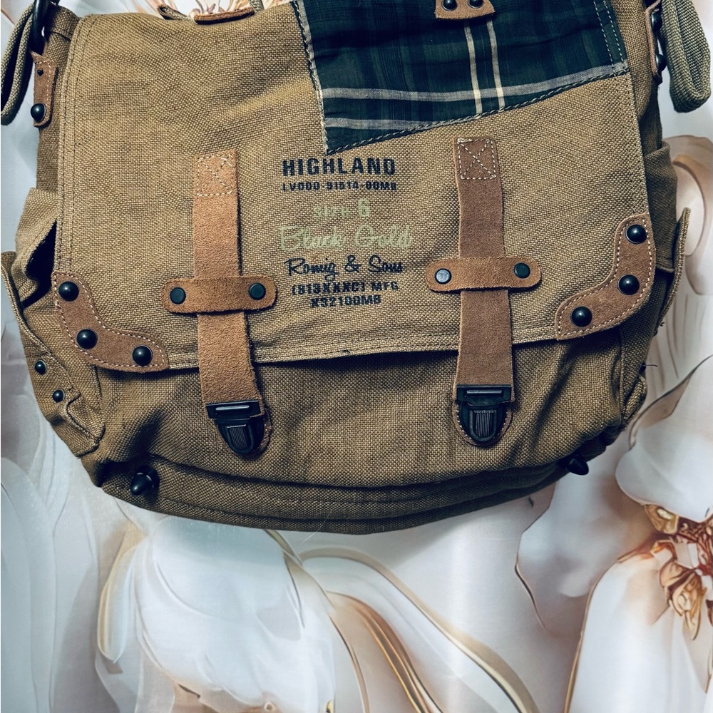 Highland Messenger Bag